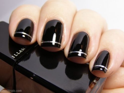 Black & Silver Chic Nails Pictures, Photos, and Images for Facebook, Tumblr, Pinterest, and Twitter Classy Black Nails, Black Manicure, Unghie Nail Art, Black Nail Art, Black Nail Polish, Her Nails, Super Nails, Black Nail, Silver Nails