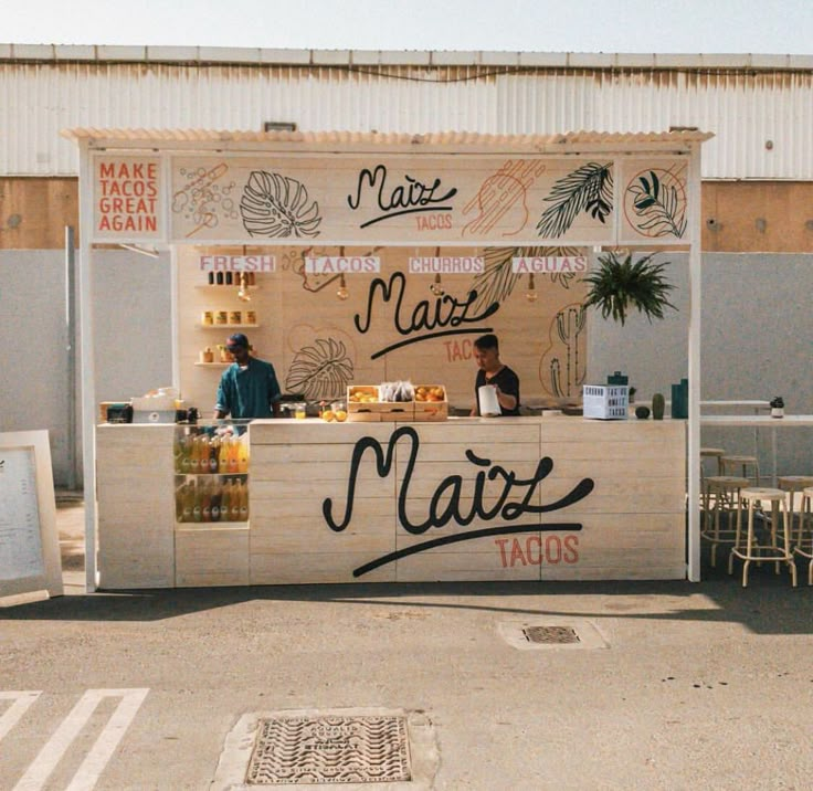 Maiz Tacos Dubai Tacos Shop Design, Juice Kiosk Design Ideas, Cool Kiosk Design, Food Stall Design Ideas Pop Up, Food Kiosk Ideas, Pop Up Taco Stand, Food Cart Food Ideas, Pop Up Food Stall, Street Stall Design