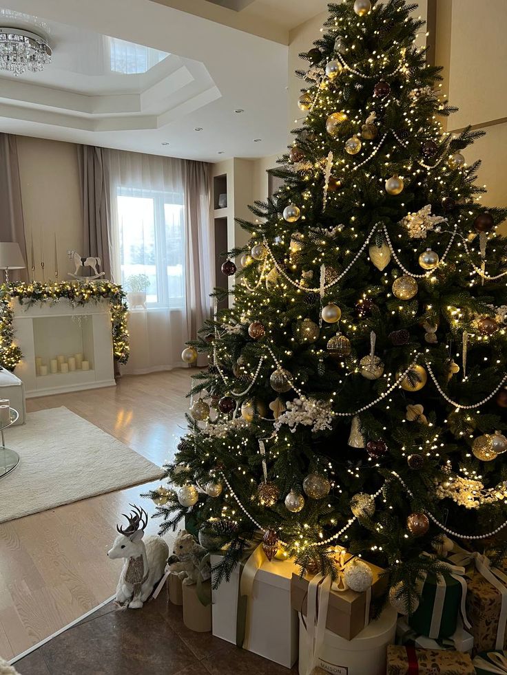 a decorated christmas tree in a living room