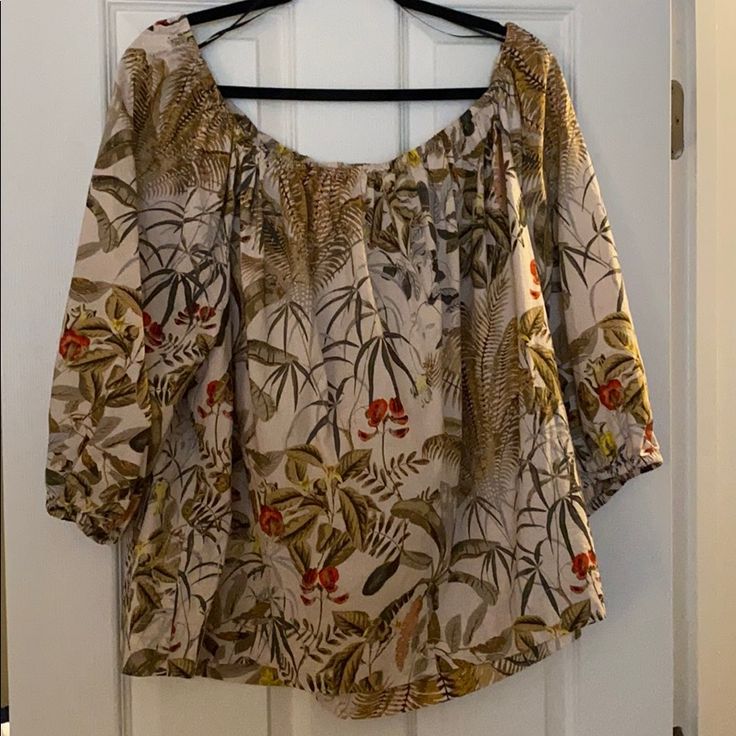 Washed But Never Worn. Can Be Worn Over The Shoulder Or On The Shoulder H&m Floral Print Tops For Fall, H&m Long Sleeve Floral Print Tops, Casual Floral Print Blouse By H&m, Chic H&m Blouse With Floral Print, Chic Floral Print Blouse By H&m, Summer Long Sleeve Tops With Tropical Print, Casual Viscose Blouse For Vacation, Vacation Floral Print Viscose Blouse, Floral Print Viscose Blouse For Vacation