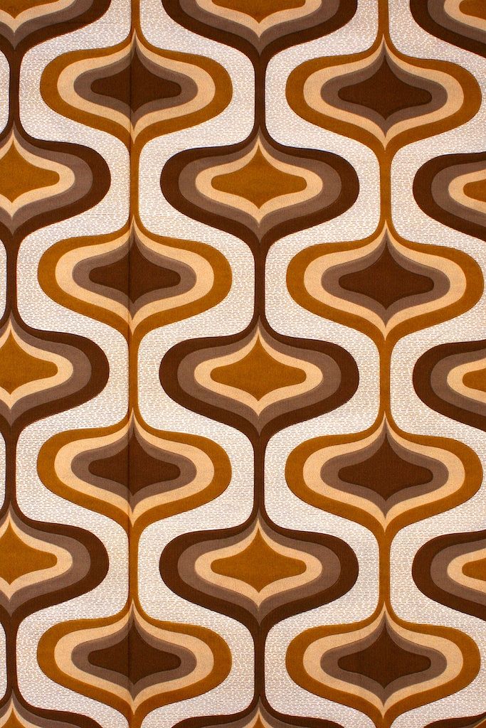 a brown and white wallpaper with wavy shapes on it's surface, as if in an art deco style