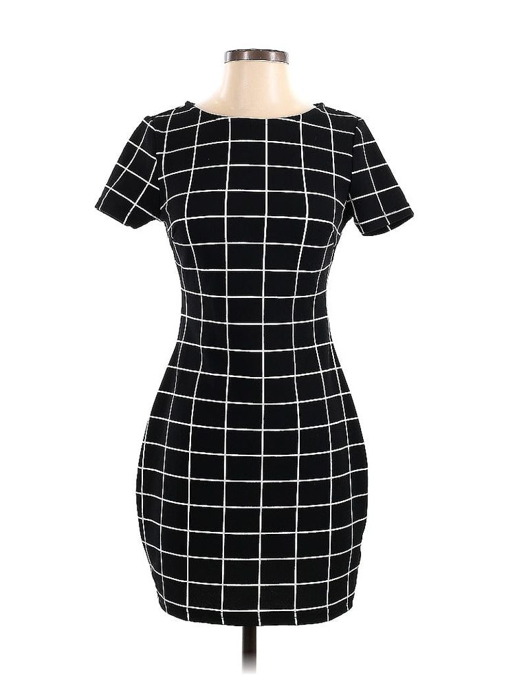 Shein Casual Dress Size: Small Black Dresses - used. 95% POLYESTER, 5% SPANDEX, Sheath, Square, Houndstooth, Short, Short Sleeve | Shein Casual Dress - Sheath: Black Houndstooth Dresses - Used - Size Small Cheap Houndstooth Pattern Dresses For Women, Small Black Dress, Houndstooth Dress, Black Houndstooth, Black Dresses, Second Hand Clothes, Do Good, Casual Dresses For Women, Clean Out