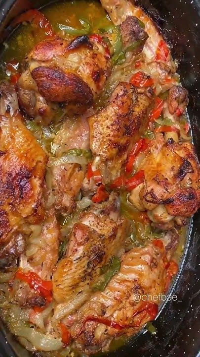 chicken and peppers in a slow cooker