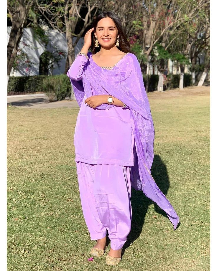 @sawariya_collectionn on Instagram: “'Dressing well is a good form of good manners 😍💙💙 salwar suit . Dm for order 💬 Made to fit 👗 Colur available . @sawariya_collectionn…”