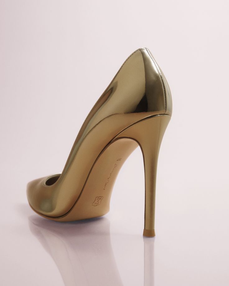 Gianvito pump, iconicity at its finest. Classic 4-inch Heels For Gala, Luxury Gold Court Shoes With 4-inch Heel, Luxury Court Shoes With 4-inch Heel For Gala, Modern Heels With 4-inch Heel For Cocktail, Modern Cocktail Heels With 4-inch Heel, Modern 4-inch Heel Heels For Cocktail, Modern 4-inch Heel Cocktail Heels, Elegant 4-inch Heels With Pointed Toe, Elegant Heels With 4-inch Pointed Toe