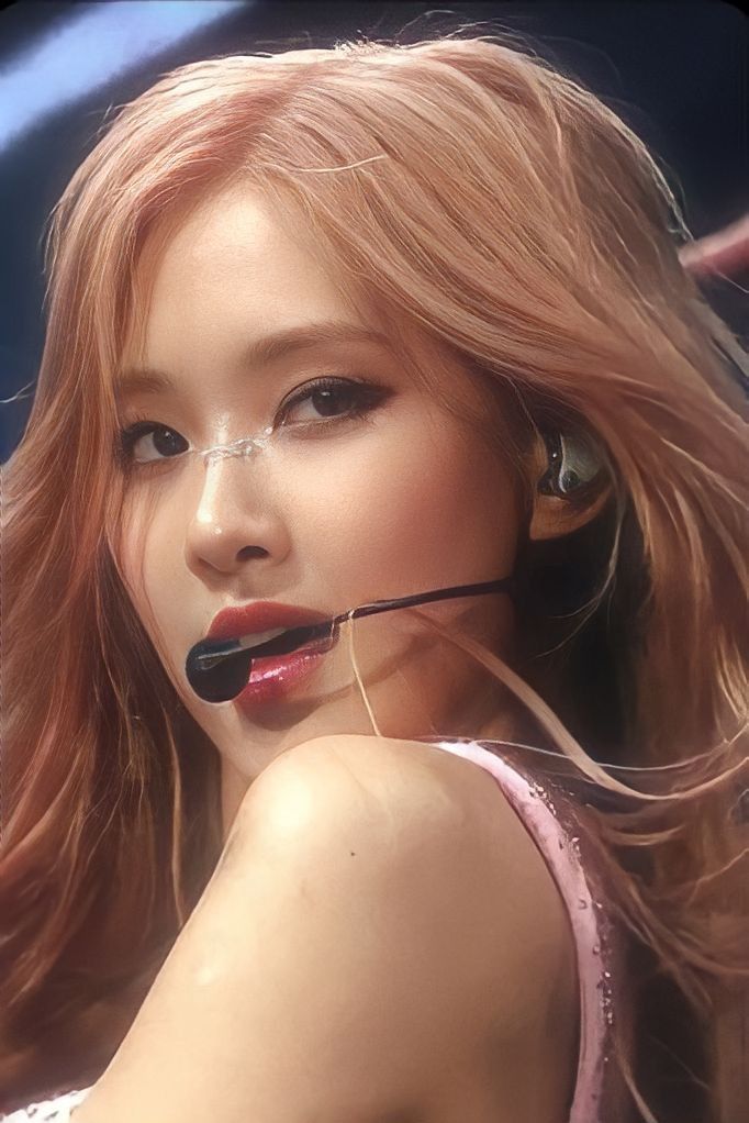 Blackpink rosé 🔥🎤 #kpop #girlgroup #rosé #blackpink #music #performance #idol #singer #talent #fashion #beauty #style #stage #concert #love #inspiration #musician #instagood #photooftheday #instadailyBlackpink is the ultimate girl group and I'm obsessed! 🔥💕 #kpop #girlpower #blackpinkinyourarea #blink #jennie #lisa #rosé #jisoo #kpopdance #kpopmusic #kpopidols #kpopfashion #kpopconcert #kpopmemes #kpoplove #kpopstan #kpopworld #kpopfans #kpoplife #kpopcommunity #kpopaddict #koreanpop #korean Rose Pink Hair Blackpink, Rosé Blonde Hair Blackpink, Rose Hair Blackpink, Rosé Blackpink Makeup, Rosé No Makeup, Blackpink Rosé Coachella, Rosé Bangs, Rosé Lockscreen, Wallpapers Rose