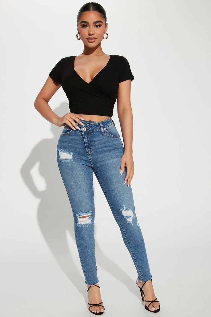 Amaya Colon, Woman Outfit, Sweater Jumpsuit, Surplice Neckline, Fashion Nova Tops, Bodysuit Fashion, Basic Tops, Womens Bodysuit, Black Crop Tops