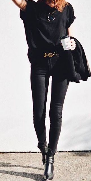 All Black Outfits For Women, Chique Outfits, Street Style Edgy, Pullover Outfit, Looks Black, Black Women Fashion, All Black Outfit, Urban Wear, Inspiration Mode