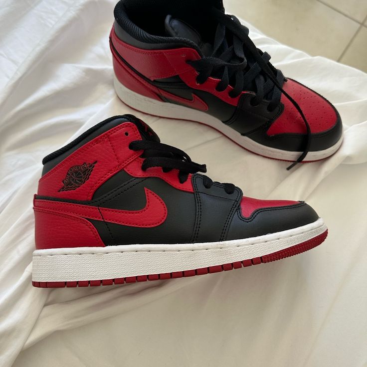 Brand New Red Nike Jordans, Shoe Game For Women, Jordans Shoes Women, Red Jordans 1, Red And Black Nike Shoes, Tenis Nike Jordan, Jordans Red, Best Shoes For Women, Nike Shoes Jordan