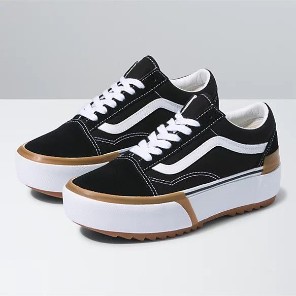 Vans Shoes Women, Old Skool Platform, Platform Vans, Vans Outfit, Vans Store, Mens Shoes Black, Crazy Shoes, Vans Old Skool, Old Skool