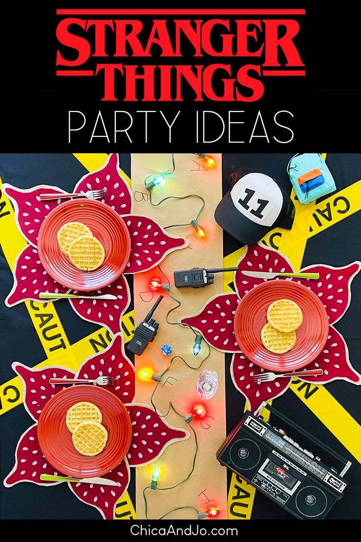 Stranger Things party Stranger Things 80s Party, Dexter Party Ideas, Stranger Things Table Decor, Diy Stranger Things Party Decor, Stranger Things Birthday Party Ideas Diy, Stranger Things Games For Party, Stranger Things Birthday Party Decorations, Stranger Things Food Ideas Party, Stranger Things Printables