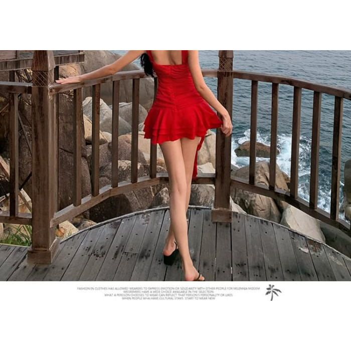 Sleeveless Square Neck Plain Mini A Size S M L Total Length Bust Waist 78 82 66 79 86 70 80 88 74 measurement is cm.Product Information Material: 100% Polyester Color: Red Red V-neck Mini Dress With Ruffle Hem, Sleeveless Red Mini Dress With Built-in Bra, Mini A, New Instagram, Kawaii Fashion, Square Neck, Dress Shoes, Square, Red