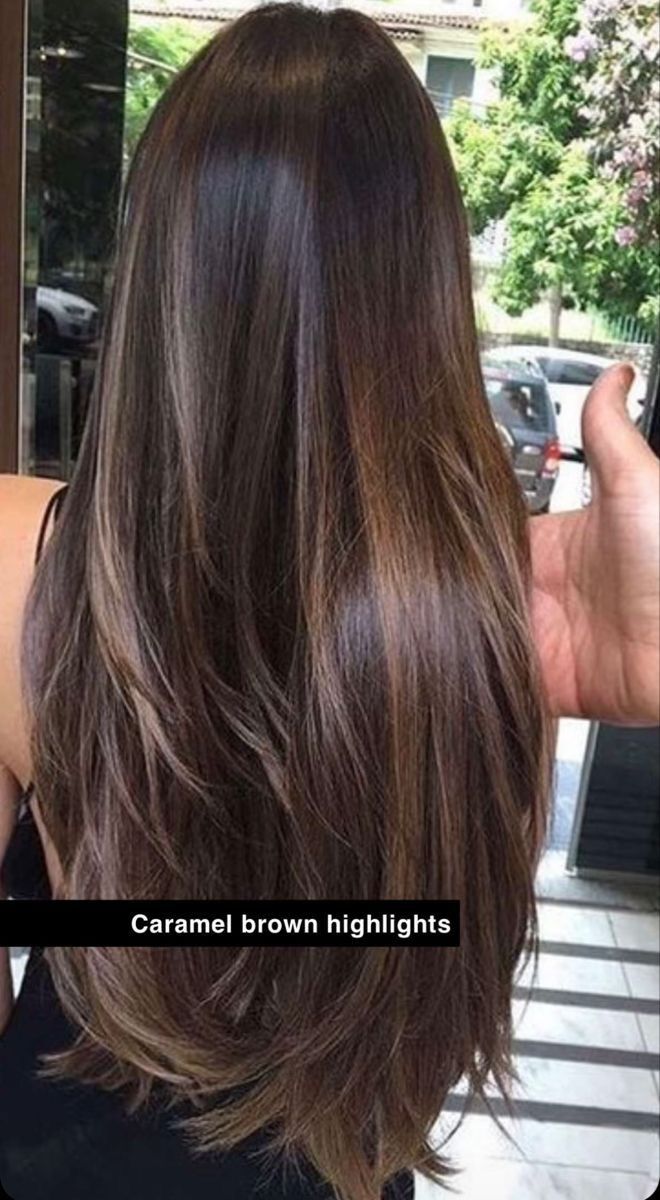 Caramel Brown Highlights, Black Hair Balayage, Brown Hair Looks, Brown Hair Inspo, Brunette Hair With Highlights, Brunette Balayage Hair, Hair With Highlights, Brown Hair Balayage, Hair Stylies