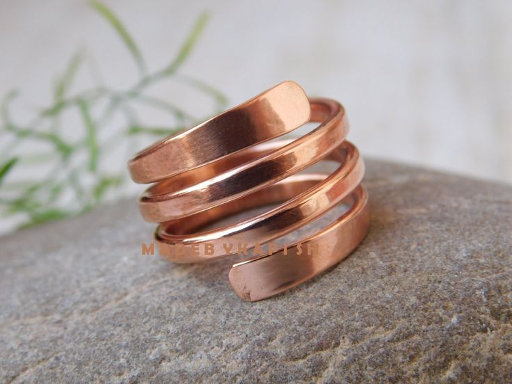 Unisex Copper Ring Size - All Ring Size Occasion:- Anniversary Gift, Birthday Gift, Wedding Gift, Gift Pendant, Valentine's Gift, Engagement Gift, New Year Gift, Christmas Gift, Other Occasion & Parties, etc. Your order will be handmade and ready for shipment in 1-3 business days. Normally we ship through USPS which takes a maximum of 2 to 3 weeks if you need fast delivery you can select shipping in your cart. Why choose us over other sellers:- Fast Shipping Best Customer Feedback History Image Quality & Concern:- * All Images are Actual gemstones. * If you have any queries & Concerns, Please feel free to ask. Shipping Policy:- World Wide Shipping is Available. * Textured design & comfortable band makes it perfect for a friendship ring, stackable ring or everyday use Feedback:- Your Feedba Wrap Around Ring, Rings Hand, Friendship Rings, Bypass Ring, Copper Ring, Thumb Ring, Wrap Ring, Copper Rings, Thumb Rings