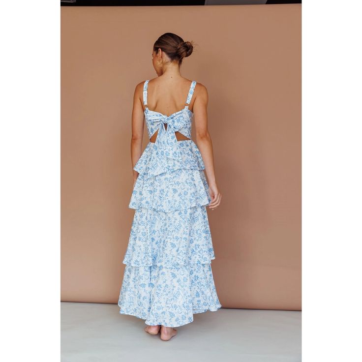 Beautiful blue and white maxi dress with tie up tiers. Perfect for a spring shower or beach event! Spring Tie-back Maxi Beach Dress, Light Blue Tiered Beach Dress, Blue Tiered Feminine Maxi Dress, Feminine Blue Tiered Maxi Dress, Blue Tiered Tie-back Dress, Beach Events, Spring Shower, Dress With Tie, White Maxi