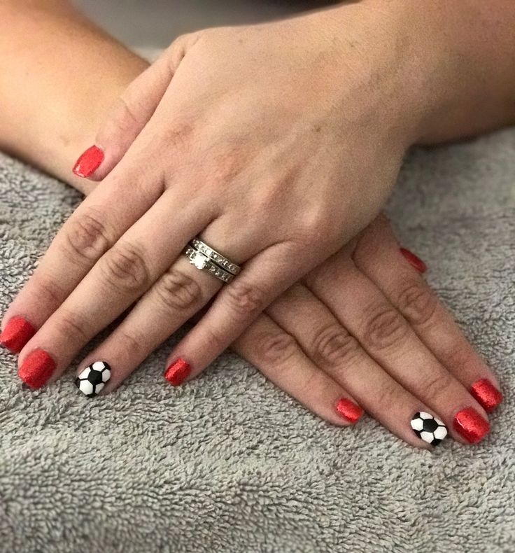 Soccer Ball Nails, England Football Nails, Soccer Nails Design, Liverpool Nails, England Nails, Football Nails Design, World Cup Nails, Sport Nails, Soccer Nails