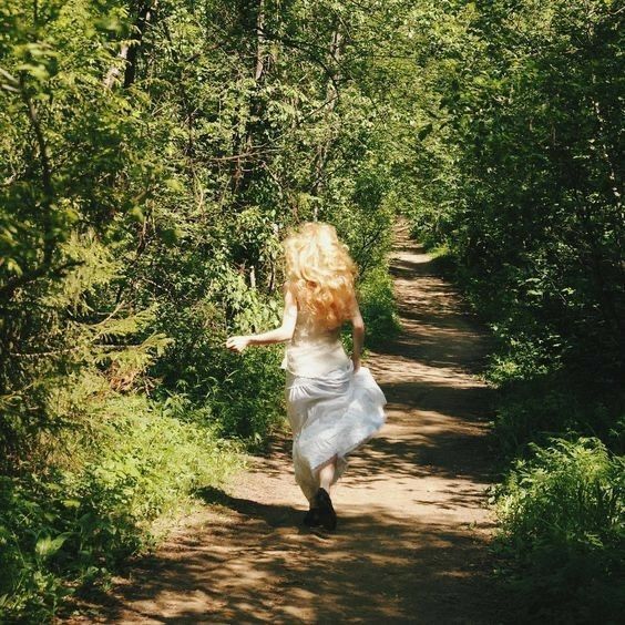 Debut Aesthetic, Taylor Swift Debut, My Vibe, Cottage Core, In The Woods, Me Core, My Aesthetic, Dream Life, Taylor Swift