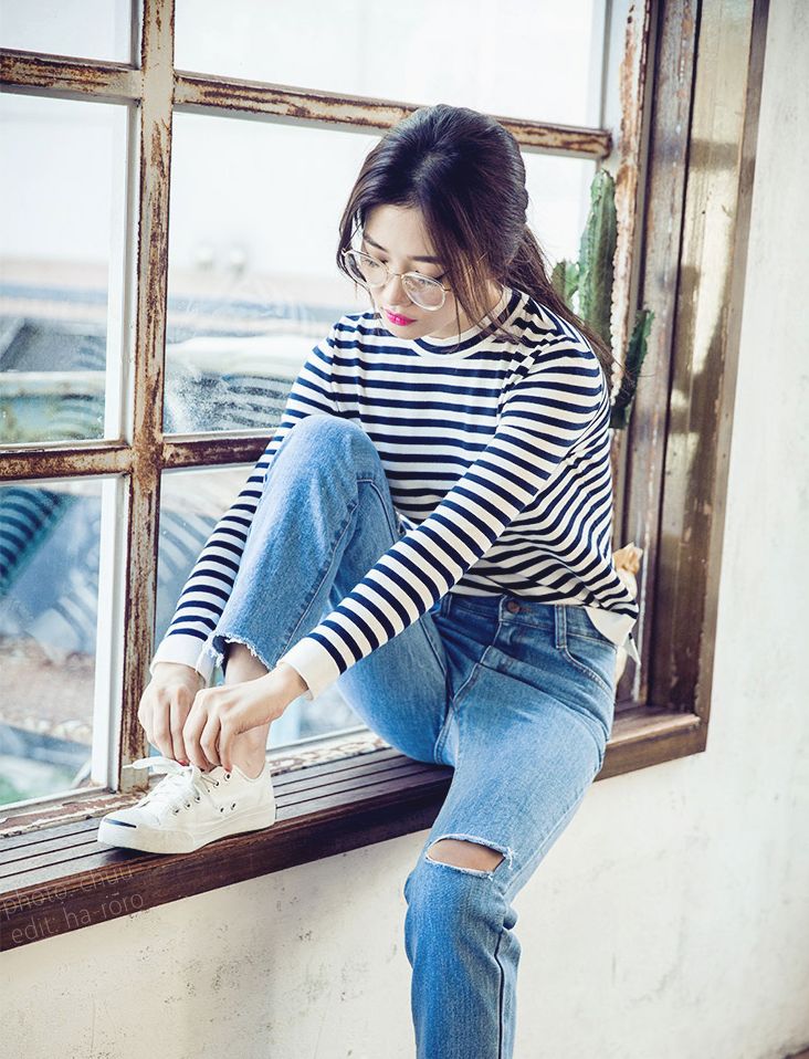 korean fashion Shirt With Jeans, Jeans Korean, Korean Fashion Ideas, Korean Fashion Summer, Korean Fashion Outfits, Korean Fashion Trends, Ulzzang Fashion, Winter Mode, Korea Fashion