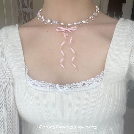 Pretty Jewelry Necklaces, Diy Collier, Handmade Wire Jewelry, Beaded Accessories, Girly Jewelry, Bijoux Diy, Dream Jewelry, Jewelry Inspo, Mode Inspiration