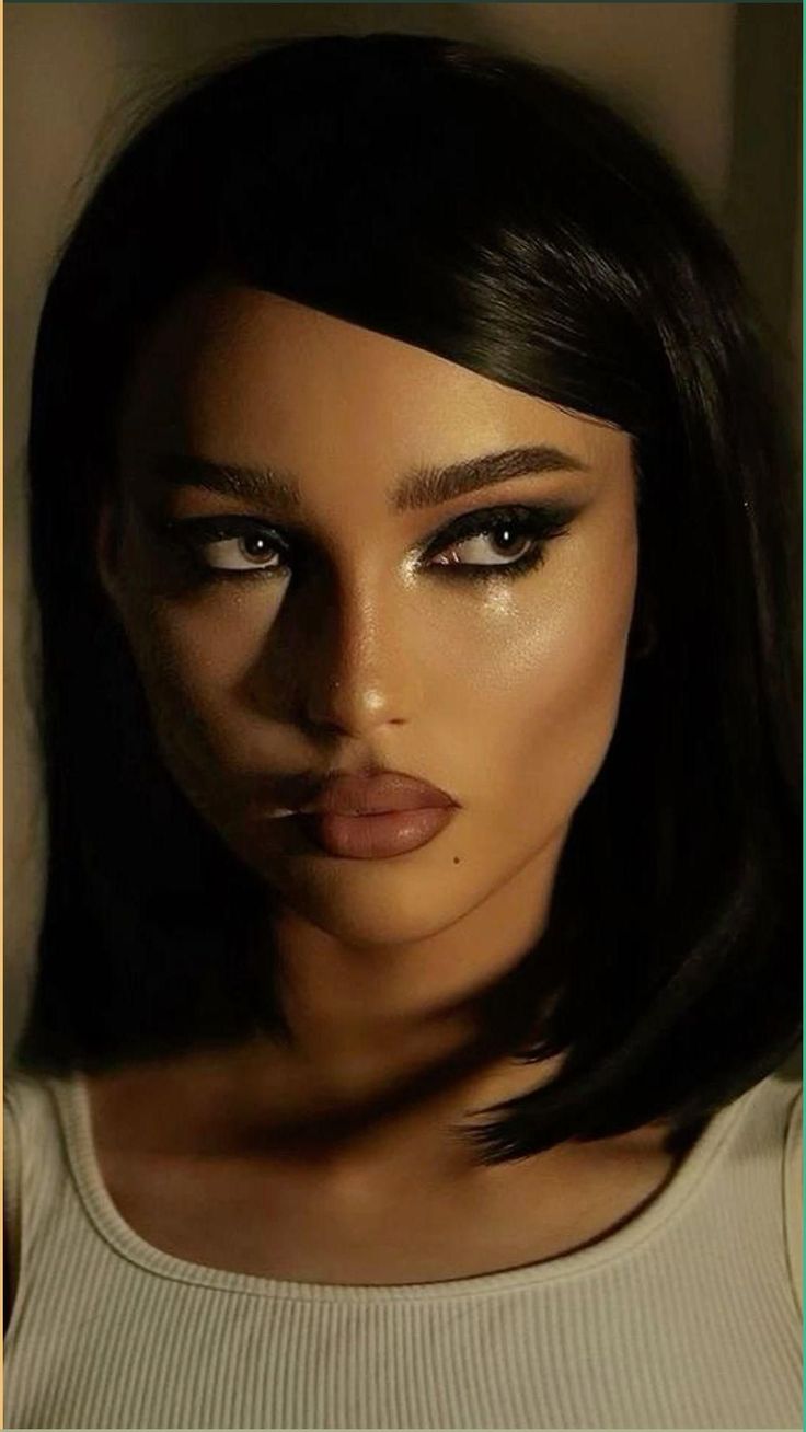 #datenightbeauty #beautyforthenight #glamdate #beautydateideas #datenightmakeup #beautyforadate #datenightlooks #beautyfordatenight #datenightbeautytips #beautyfordate Machiaj Smokey Eyes, Mob Wife Makeup, Goth Makeup Tutorial, Maquillage Yeux Cut Crease, Feminine Makeup, Vampy Makeup, Sultry Makeup, Vampire Bride, Mekap Mata