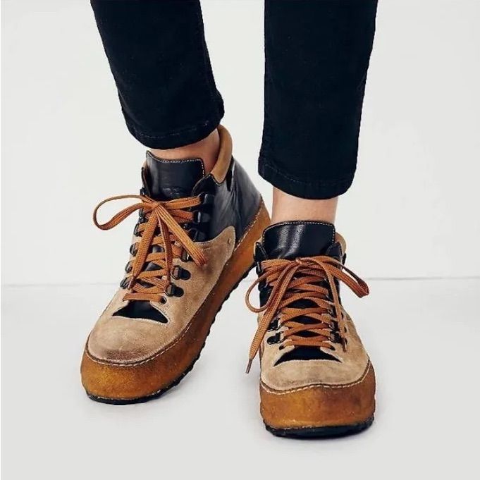 New With Tags Free People Hiking Boots - Brand New! Size 39 Hiking Boots Croped Jeans, Free People New Frontier Chelsea Boot, Free People Boots, Free People Summer, Weather Boots, Free People Clothing Boutique, Free People Shoes, Boot Brands, Diy Shoes