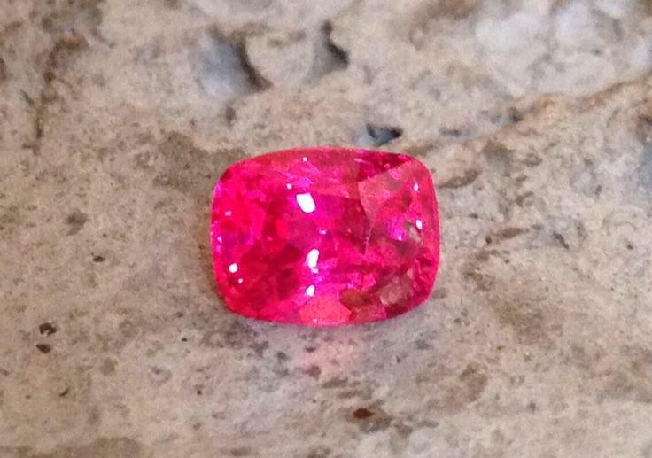 Pink Spinel, Spinel Gemstone, Fun Treats, Loose Stones, Minerals And Gemstones, Crystal Gems, Neon Pink, Hot Pink, Ruby