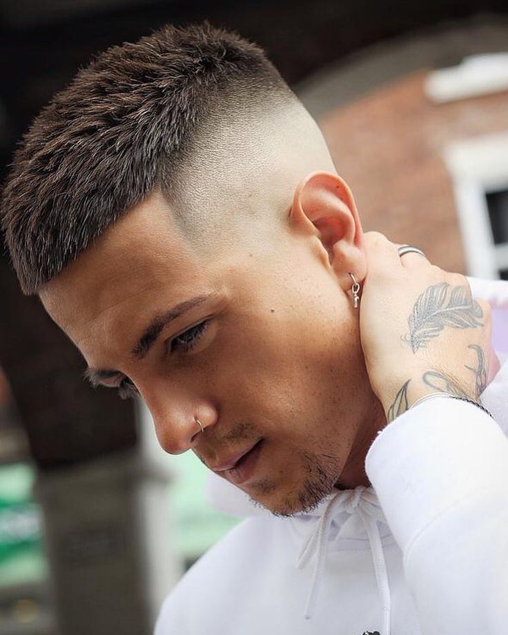 Long Buzz Cut, Crew Cut Haircut, Short Fade Haircut, High Fade Haircut, Gents Hair Style, Men's Short Hair, Mens Fade, Faded Hair, Hairstyles For