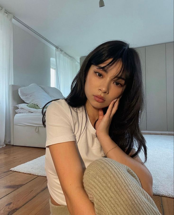 Korean Bangs Hairstyle, Hair Inspiration Long, Haircut Inspo, Bangs With Medium Hair, Hairstyles For Layered Hair, Haircuts For Wavy Hair, Haircuts Straight Hair, 1m Followers, Spread Kindness