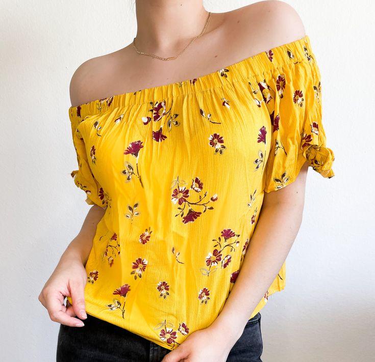 Yellow Hawaii Flower Blouse Trendy Off-shoulder Top For Summer Vacation, Trendy Off-shoulder Top For Spring Vacation, Printed Yellow Tops For Vacation, Yellow Printed Tops For Vacation, Trendy Spring Off-shoulder Top For Vacation, Yellow Bohemian Summer Blouse, Trendy Yellow Beach Blouse, Bohemian Yellow Summer Blouse, Yellow Printed Blouse For Day Out