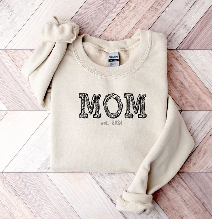 Custom Mom Sweatshirt, Mom Sweatshirt, personalize Mom Sweatshirt, Mom Birthday Gift, Mothers day Gift, Mothers day sweatshirt, Gift for her by herzAAllerleiPrint on Etsy Mother Png, Mom Cut, Mama Sweater, Name Frame, Mom Sweater, Mama Sweatshirt, Mom Svg, Mom Sweatshirt, Png Vector