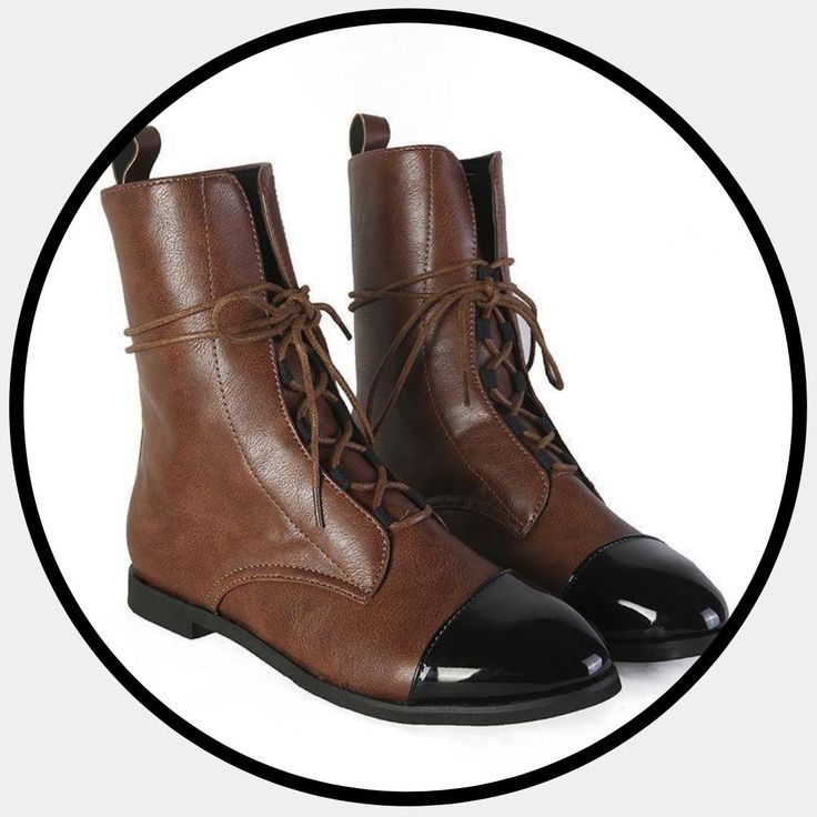 Notas de estilo  



 Botas de cuero elegantes y modernas en color marrón o negro para completar tu look de invierno.  Estas botas son pequeñas, así que si tienes tallas intermedias, ¡hazlo!  
    
 
  
    
    
    
  


 ENTREGA GRATUITA EN TODO EL MUNDO.    Debido a la alta demanda, puede haber retrasos en la entrega. El tiempo de entrega estimado es de 9 a 14 días. 
 SIEMPRE haremos lo que sea necesario para brindar un servicio al cliente excepcional. 
 Solo estamos felices cuando est High-top Combat Boots For Workwear - Fall Season, Fall Faux Leather Ankle Martin Boots, Winter High Ankle Martin Boots For Workwear, Faux Leather Martin Ankle Boots For Fall, Fall Faux Leather Martin Ankle Boots, High Ankle Martin Boots For Winter Workwear, Lace-up Boots For Workwear In Fall, Winter High-top Mid-calf Faux Leather Boots, Casual Winter Cap Toe Boots