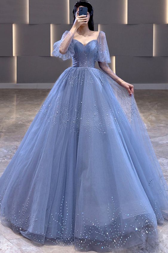 ً (@archivedlooks) / Twitter A Line Formal Dress, डिजाइनर कपड़े, Long Ball Gown, Blue Ball Gown, Prom Dress Pictures, Ball Gown Dress, Blue Ball, Blue Tulle, A Line Prom Dresses