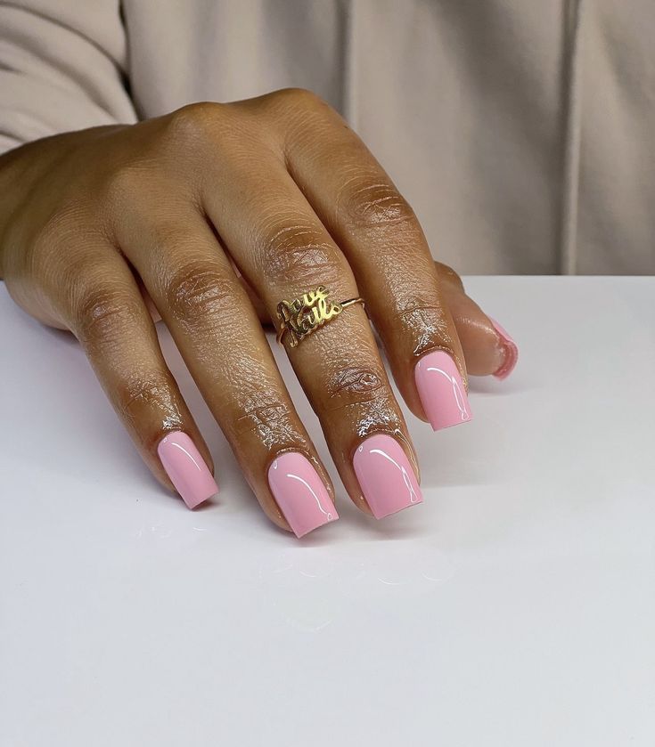 Nail Designs For Black Skin, Pedicure Ideas Pastel, Minimalist Manicure, Italy Nails, French Acrylic Nails, Short Square Acrylic Nails, Explore Italy, Nails Simple, Short Acrylic Nails Designs