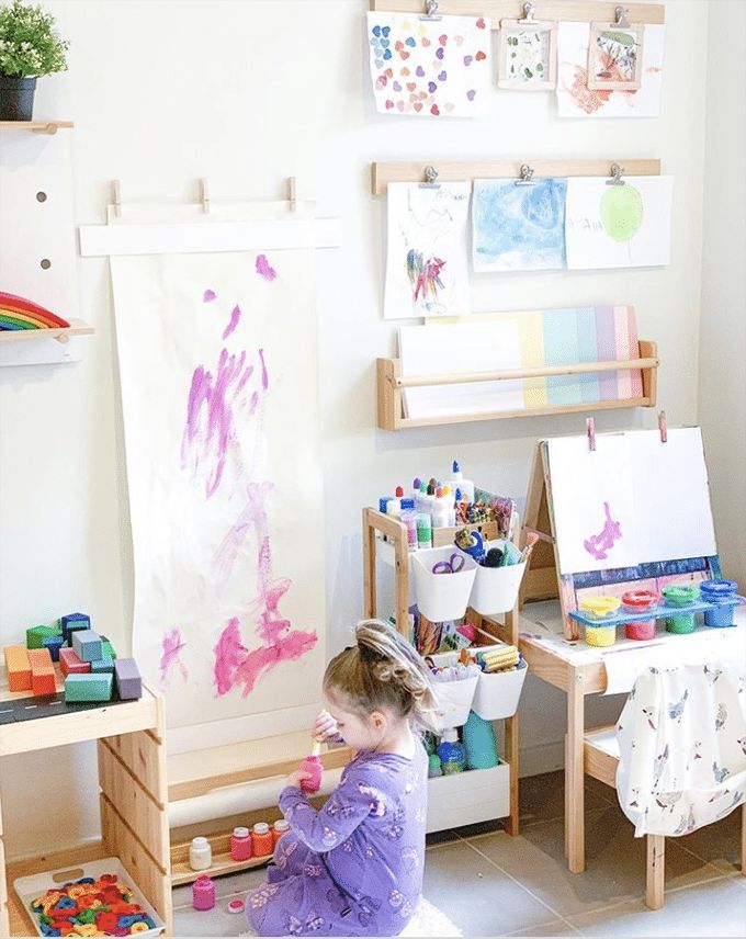 Kid Craft Area Art Corner, Toddler Art Corner, Art Area For Kids, Playroom Art Area, Playroom Art Wall, Kids Art Area, Kids Art Corner, Kids Art Space, Baby Playroom