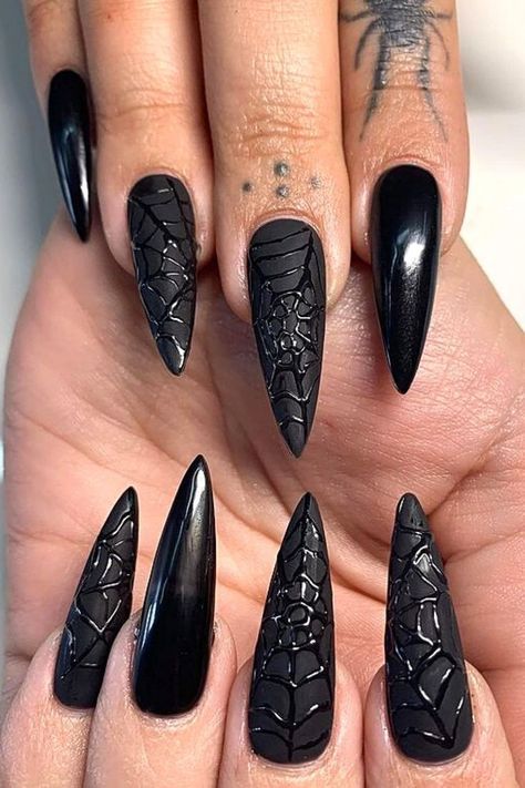 Gothic Birthday Nails, Winter Goth Nails, Dark Goth Nails, Vampire Nails Gothic, Winter Goth, Vampire Nails, Spooky Nails, Goth Nails, Dream Dresses