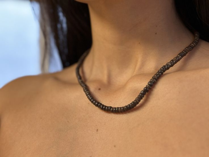 Simple cute necklace that goes well with all your clothes Casual Clavicle Chain Necklace As Gift, Casual Clavicle Chain Necklace For Gift, Brown Handmade Necklaces For Everyday Wear, Handmade Brown Necklace For Everyday Wear, Handmade Choker Necklace For Everyday, Handmade Choker For Everyday Use, Handmade Everyday Choker Necklace, Everyday Handmade Choker Necklace, Everyday Handmade Brown Necklaces