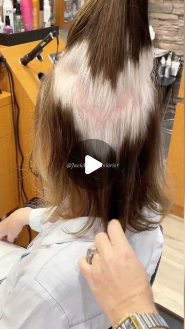 21K likes, 1,168 comments - jackmartincolorist on October 11, 2021: "This beautiful client came to me from Nashville seeking white silver color to blend and match her natural white roots so she can stop coloring her hair dark color, total service was 8 hours, one day, one session. I started the long process by cutting about 2 inches of the length and gave her layered bob because I always believed in building the house then paint it, then I started removing the artificial dye using @joico color At Home Lowlights, Malibu Cpr Before And After, Black Toner For Blonde Hair, Jack Martin Colorist Gray, How To Tone Hair At Home, Hair Toner Colors, Short Blonde Hair Dark Roots, Coloring Hair At Home, Ghost Roots Hair