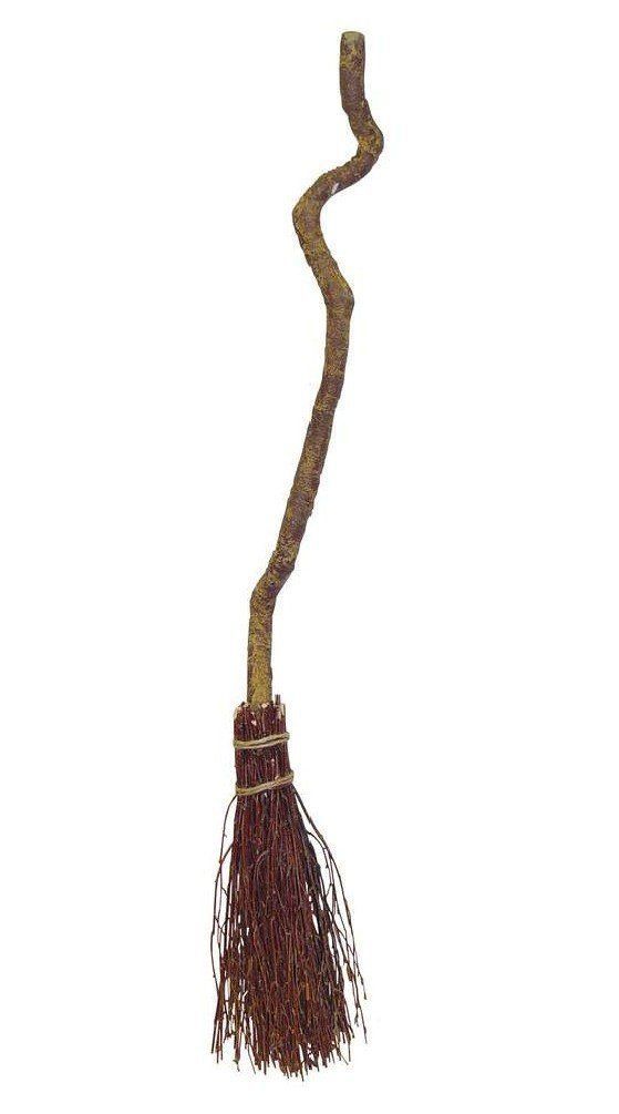 a broom with a long handle on it's end and a rope hanging from the side