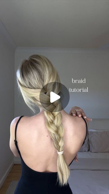 maya kate on Instagram: "THE BRAID TUTORIAL 🫶🏼🫶🏼🫶🏼 so easy with practise, tag me if you try!! 🥹 also, crying at my concentration face HAHA #hairtutorial #braidtutorial #howtobraidhair how to braid, easy braid step by step tutorial, easy hair tutorial" Simple One Braid Hairstyles, One Braid Tutorial, Single French Braid Tutorial, One Braid Hairstyles For School, How To Make Braids Step By Step, How To Do A Braid On Yourself, Easy & Quick Hairstyle Tutorials, French Plait Tutorial On Yourself, How To Plait Your Own Hair Step By Step