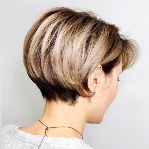 Short Wedge Hairstyles, Short Wedge Haircut, Short Layered Bob Haircuts, Wedge Haircut, Wedge Hairstyles, Bob Haircut For Fine Hair, Haircuts For Fine Hair, Dark Roots, Short Hair Haircuts