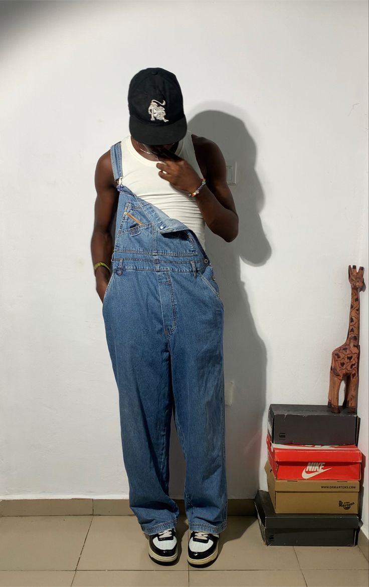 Dungaree Men Outfit, Men’s Denim Overalls Outfit, Overalls And Tank Top Outfit, Overall Fits Men, Overalls Men Fashion Aesthetic, Men Dungarees Outfit, Mens Overalls Outfits Street Styles, Men’s Overalls Outfit, Dungarees Outfit Men