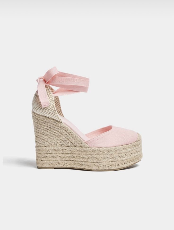 Pink Cute Stuff, Pink Wedges, Dr Shoes, Pretty Shoes Sneakers, Cute Shoes Heels, Cute Wedges, Fancy Shoes, Cute Heels, Girly Shoes