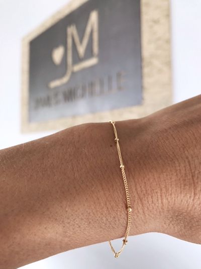 Expectations Vs Reality, Gold Bracelet Simple, Diy Gold, Gold Armband, Gold Bracelets, Silver Jewelry Handmade, Dainty Bracelets, Sea Glass Jewelry, Simple Jewelry