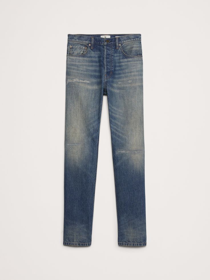 These sturdy straight-leg jeans are cut from artisanal selvedge denim in a 14oz.  weight, beloved for its rugged appeal and rich, dimensional washes that only improve with every wear.  Non-Stretch Straight Fit: Mid-rise.  Slim through the thigh, straight leg.  17" leg opening.  Denim from Italy's Candiani mill.  Button fly.  Belt loops.  Five-pocket styling.  *Inseam is 34" cuffed, 36" uncuffed.  *This style runs large.  Consider sizing down.  Straight Fit: Mid-rise.  Slim through the thigh.  St Rugged Jeans In Rigid Denim, Rugged Selvedge Straight Leg Jeans, Rugged Selvedge Jeans In Rigid Denim, Rugged Selvedge Rigid Denim Jeans, Rugged Five-pocket Rigid Denim Jeans, Rugged Five-pocket Jeans In Rigid Denim, Older Mens Fashion, Jean Vintage, Selvedge Denim