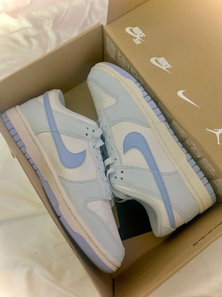 Blue Tint Dunks Outfit, Aesthetic Dunks, Wmns Dunk Low, Big Gift, Roller Skate Shoes, Fly Shoes, Preppy Shoes, Blue Trainers, Pretty Shoes Sneakers