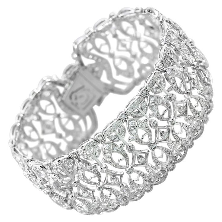 Luxury Diamond White Bangle Bracelet, Intricate Diamond Bangle Bracelet, Luxury Diamond White Diamond Cuff Bracelet, Luxury White Diamond Cuff Bracelet, Luxury Vintage Diamond Cut Bracelet, White Gold Bangle, Expensive Jewelry Luxury, Antique Bracelets, Diamond Bangles Bracelet