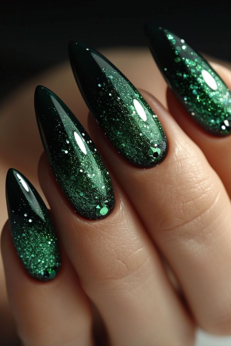 Dark Green Nails Emerald Nails, Forest Designs, Green Acrylic Nails, Dark Green Nails, Enchanting Forest, Formal Nails, Green Nail Designs, Her Nails, Nails Prom