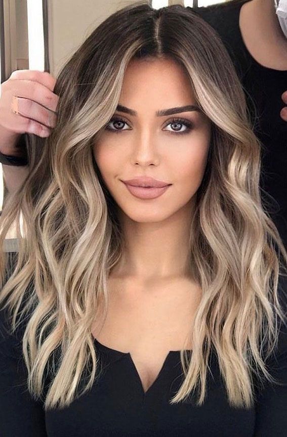 Brown Hair With Blonde Balayage, Baylage Hair, Rambut Brunette, Blonde Hair Transformations, Ombre Hair Blonde, Brunette Hair With Highlights, Balayage Hair Dark, Balayage Blonde, Brown Hair With Blonde Highlights