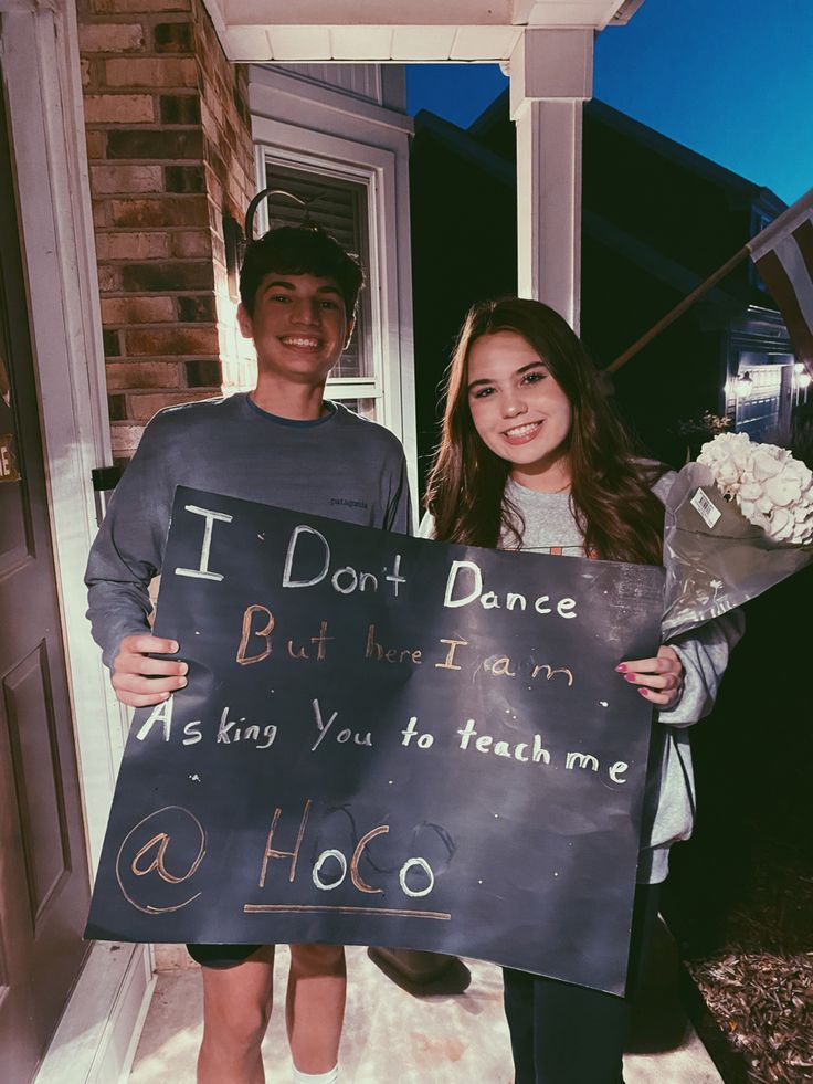 Dance Hoco Proposals Ideas, Girls Asking Guys To Hoco, Homecoming Dance Proposal, Cute Hoco Proposals, Prom Invites, Hoco 2023, Cute Promposals, Dance Proposals, Prom Posters