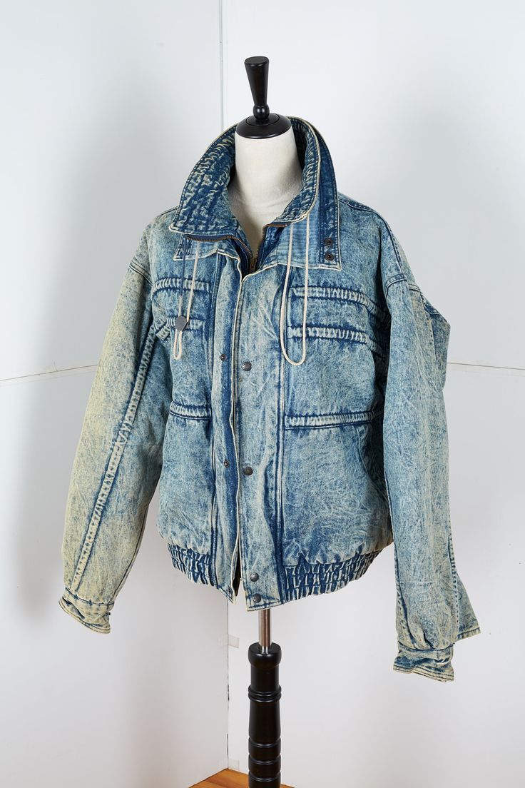 "To die for 80s/90s style bomber jacket in an acid wash with double collar, great pocket on the side, unique detailing and intact strings in the collar. This thing has it all.  In good vintage condition with some yellowing to the fabric. See photos for details.  Measured Flat: P2P 24\" W Waist 20.25\" W  S2S 23.5\" W Length from Shoulder to end of sleeve 24\" L Collar to bottom 25.5\" L See photos for more details All sales final Domestic US shipping included" Vintage Washed Outerwear For Streetwear, Distressed Vintage Denim Jacket For Streetwear, Vintage Distressed Faded Outerwear, Vintage Acid Wash Outerwear For Fall, Vintage Acid Wash Distressed Denim Jacket, 90s Distressed Outerwear For Streetwear, Vintage Stonewashed Cotton Outerwear, Vintage Acid Wash Denim Jacket For Winter, Vintage Acid Wash Denim Jacket For Streetwear